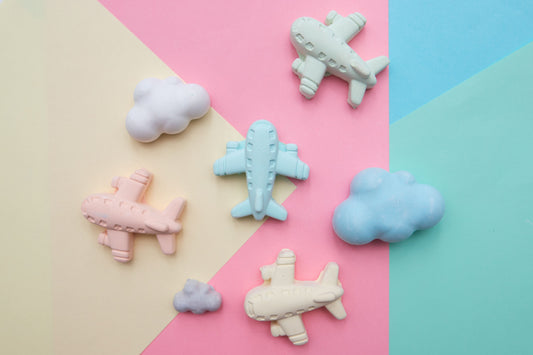 Aeroplanes in the Clouds